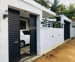 Modern house in Matale for sale