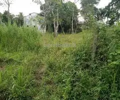 Prime Land Opportunity: 880 Perches Land for Sale in Nawala