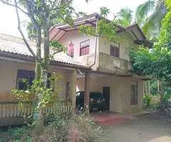 .Weliweriya, Kotuwa 514: 133-Perch Land with Two-Story House - Coconut, Fruit Plantations