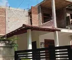 🏡 Ibbagamuwa: A Two-Story House for Sale near the City Center! ✨