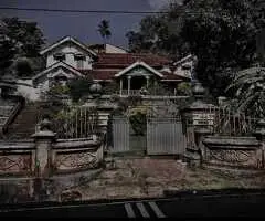 ​🏡 Prime Land & House for Sale in Galle, Opposite Mahinda College! ✨